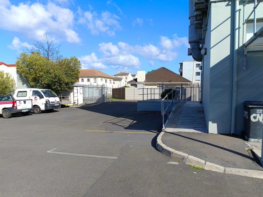 To Let commercial Property for Rent in Diep River Western Cape